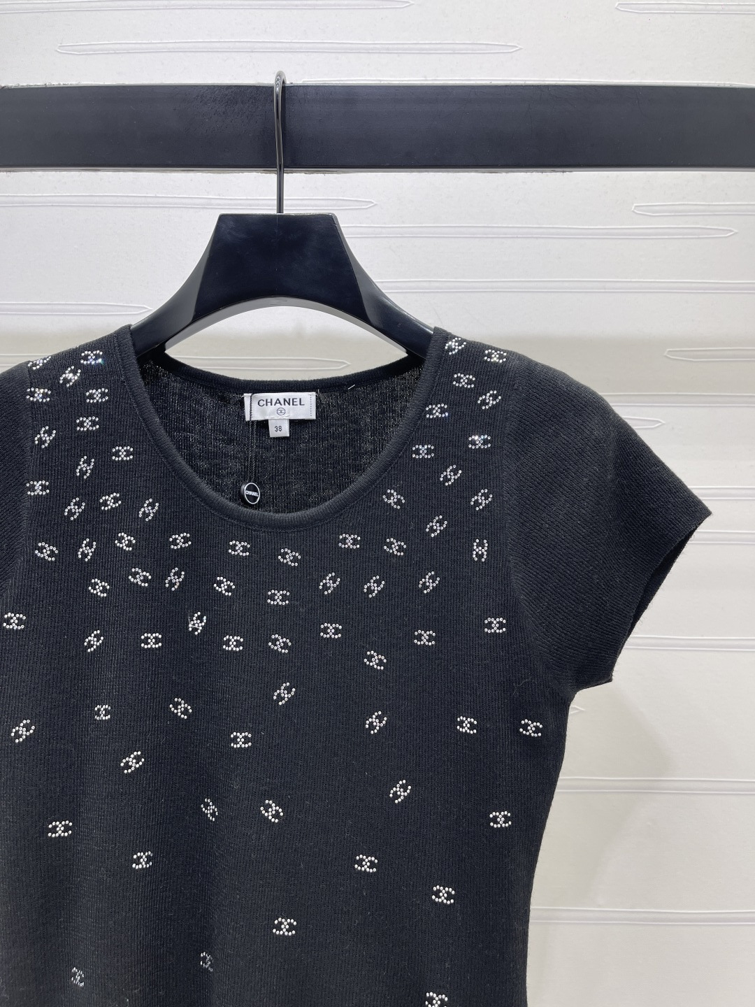 Women's short sleeves